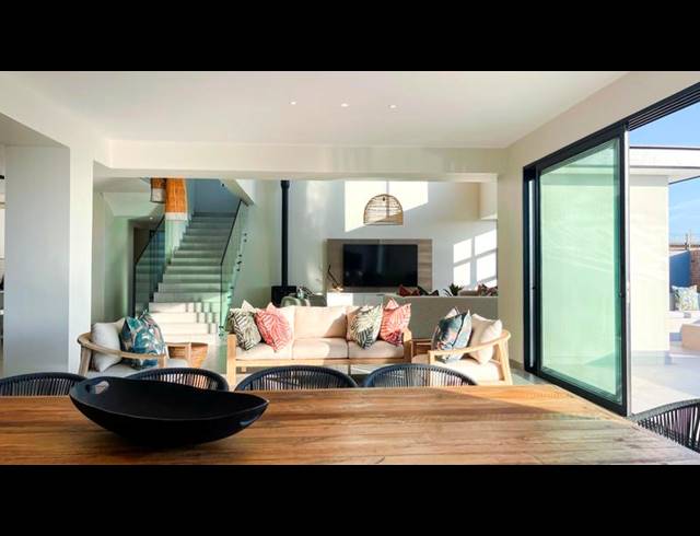 5 BEDROOM HOUSE FOR SALE IN MIDSTREAM HEIGHTS